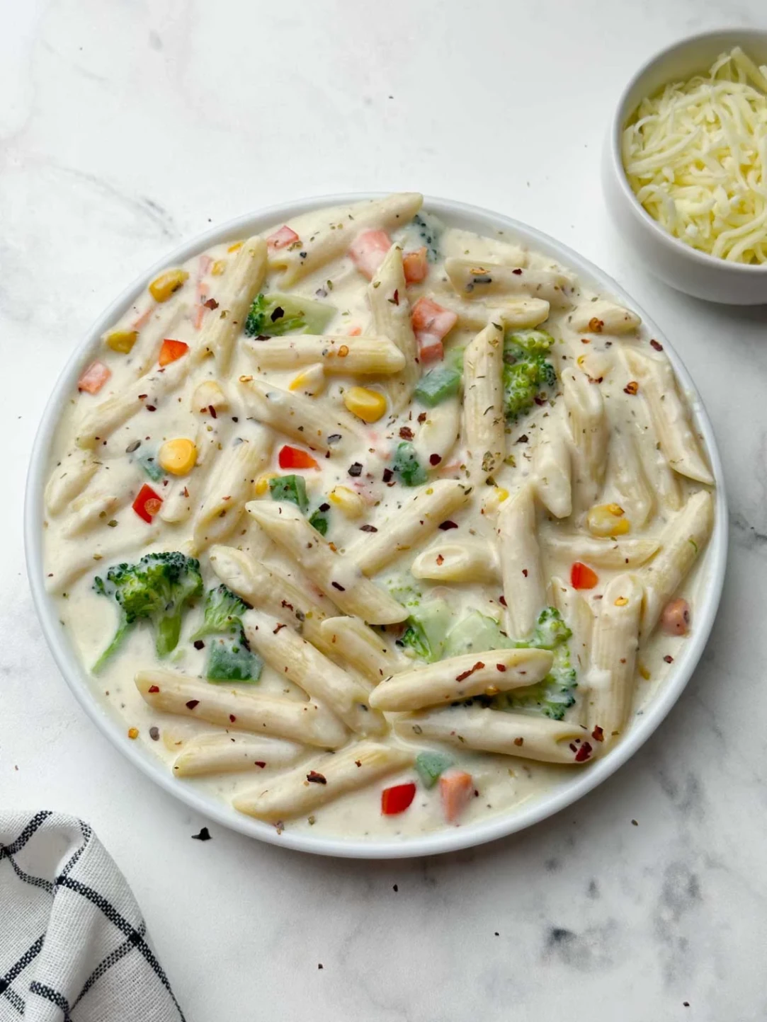 CHEESE SAUCE PASTA