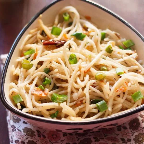HAKKA NOODLES